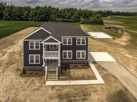 Exterior - 234 Hall Rd, Hampton, VA 23664 photo 11 of 19