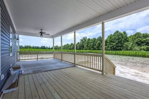 Exterior - 234 Hall Rd, Hampton, VA 23664 photo 4 of 19