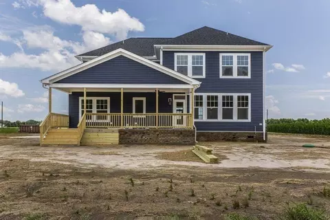 Exterior - 234 Hall Rd, Hampton, VA 23664 photo 6 of 19