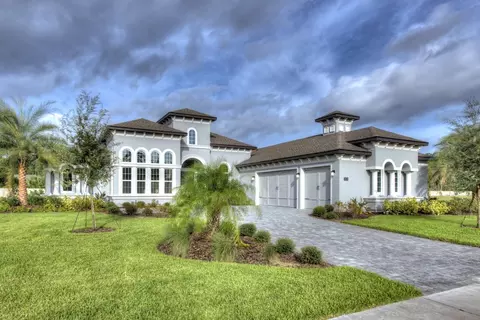 Exterior - 100 Plantation Bay Dr, Ormond Beach, FL 32174 photo 7 of 13