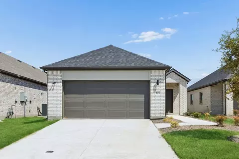 400 Watertown Dr, Mckinney, TX 75071
