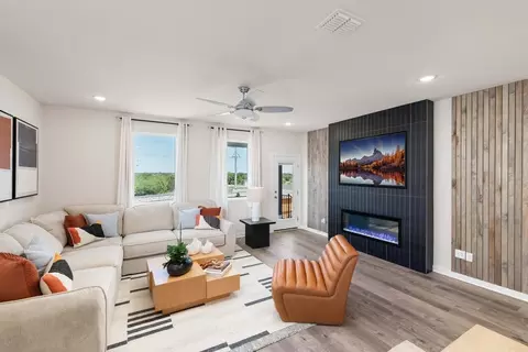 Living - 11312 Comano Dr, Austin, TX 78747 photo 2 of 2