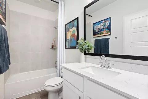 Bath - 11312 Comano Dr, Austin, TX 78747 photo 7 of 7