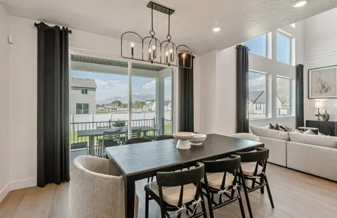 Dining - 322 S 1050 E, Salem, UT 84653 photo 2 of 2