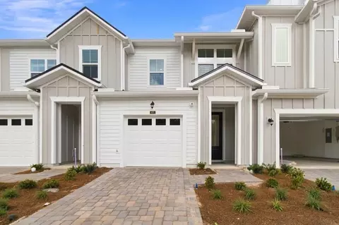 677 Windchime St, Yulee, FL 32097