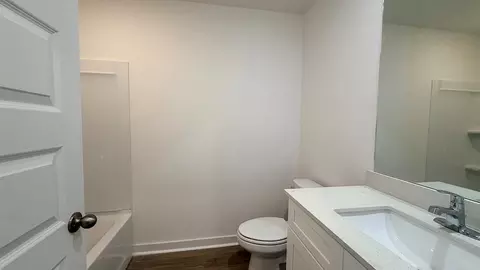 Bath - 508 S Cherry St, Beebe, AR 72012 photo 2 of 5