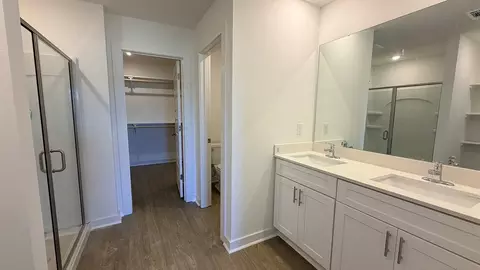 Bath - 508 S Cherry St, Beebe, AR 72012 photo 1 of 5