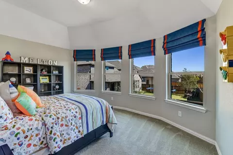 Bedroom - 910 Shooting Star Dr, Prosper, TX 75078 photo 7 of 14