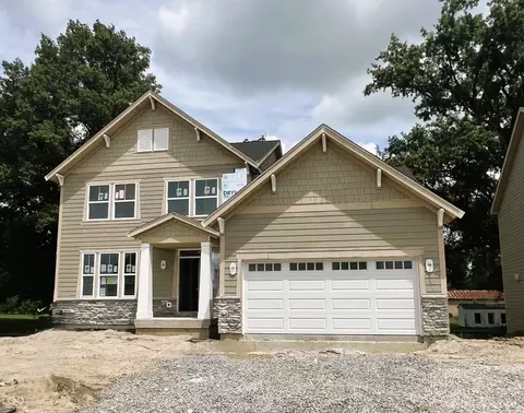 9558 Hemingway Dr, Indianapolis, IN 46239