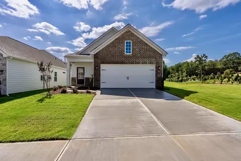 461 Rivergarden Dr, Travelers Rest, SC 29690