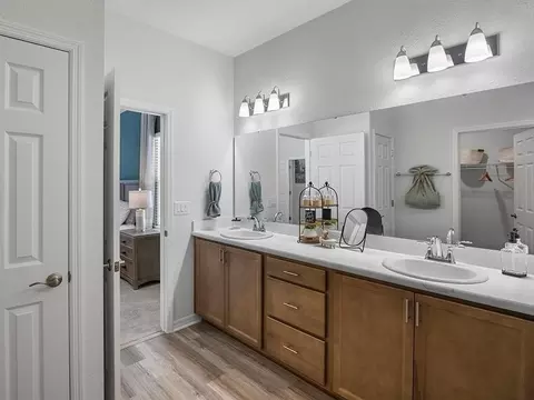 Bath - 16141 59th Ct E, Parrish, FL 34219 photo 1 of 6