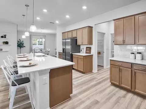 Kitchen - 16141 59th Ct E, Parrish, FL 34219 photo 2 of 6