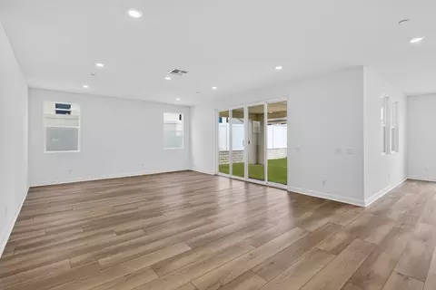 Living - 122 Alethea Way, Oceanside, CA 92057 photo 2 of 2