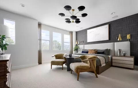 Bedroom - 128 Bridle Dr, Burbank, CA 91506 photo 1 of 6