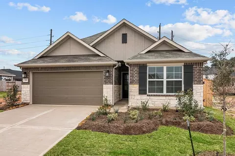 Exterior - 822 Ridgewood Cliffs Ct, Willis, TX 77378 photo 2 of 6