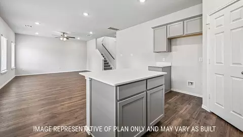 Entry Way - 201 Gus Loop, Georgetown, TX 78626 photo 1 of 6