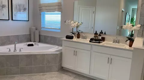 Bath - 3178 Mindfullness Dr, Clermont, FL 34714 photo 2 of 4