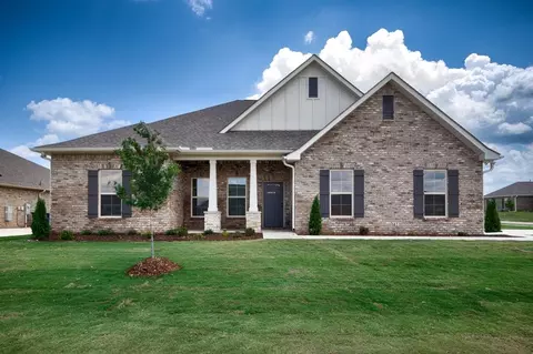 200 Donna Lynn Ct, Meridianville, AL 35759