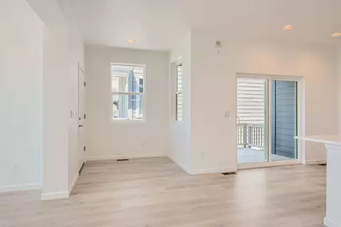 Living - 3402 N Buchanan Way, Aurora, CO 80019 photo 5 of 7