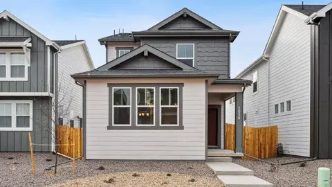 3402 N Buchanan Way, Aurora, CO 80019