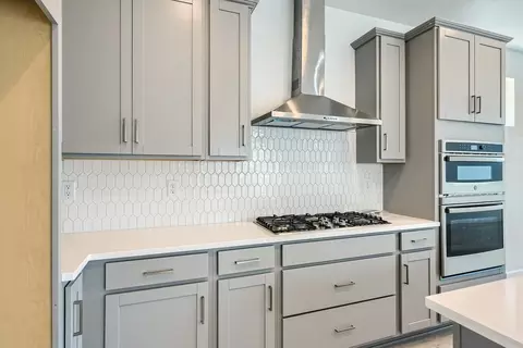 Kitchen - 3402 N Buchanan Way, Aurora, CO 80019 photo 2 of 4