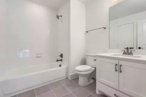 Bath - 910 Shooting Star Dr, Prosper, TX 75078 photo 4 of 13
