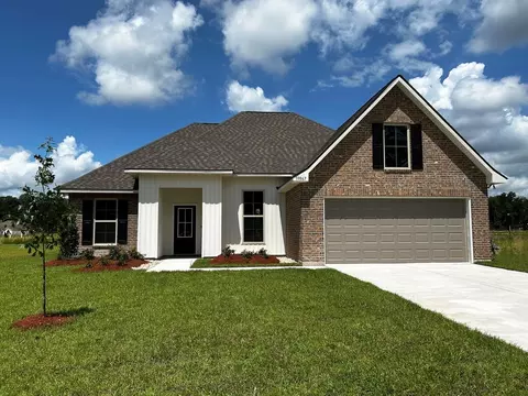 39867 Axis Ave, Ponchatoula, LA 70454
