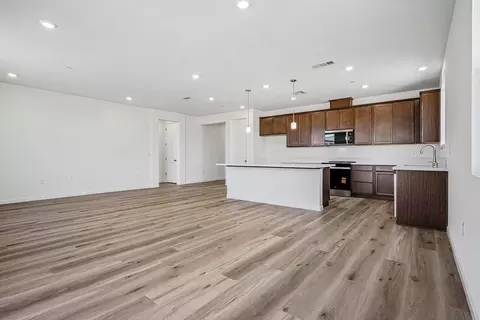 Living - 2629 Redtail Hawk Rd, Modesto, CA 95357 photo 3 of 3