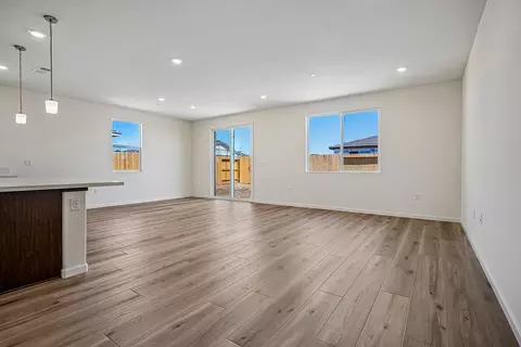 Living - 2629 Redtail Hawk Rd, Modesto, CA 95357 photo 1 of 3