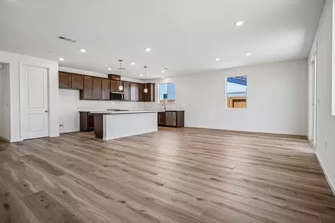 Living - 2629 Redtail Hawk Rd, Modesto, CA 95357 photo 2 of 3