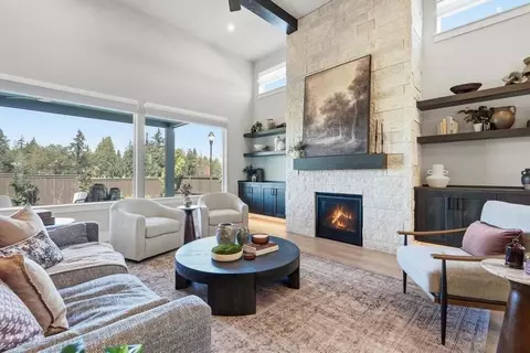 Living - 1401 E Primavera St, Newberg, OR 97132 photo 1 of 1
