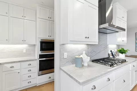 Kitchen - 4329 Tullamore Ave, Lathrop, CA 95330 photo 2 of 14