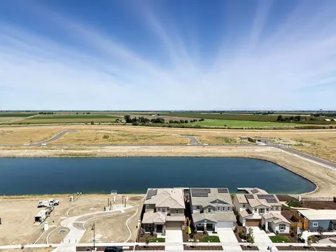 View/Area - 4329 Tullamore Ave, Lathrop, CA 95330 photo 1 of 5