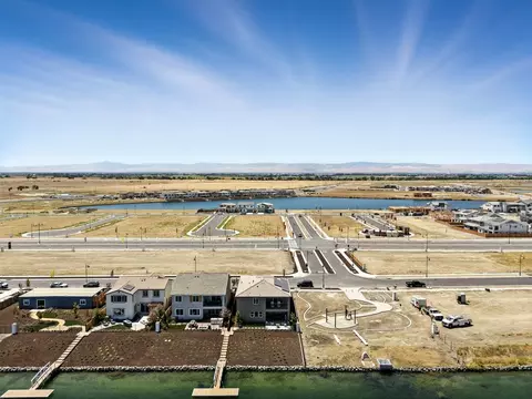 View/Area - 4329 Tullamore Ave, Lathrop, CA 95330 photo 2 of 7