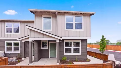 Exterior - 61207 Parrell Rd, Bend, OR 97702 photo 2 of 3