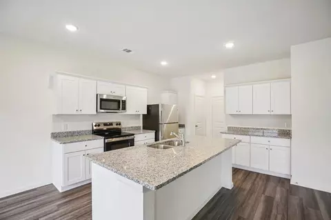 Kitchen - 9380 Boulder Blvd, Conroe, TX 77303 photo 2 of 2