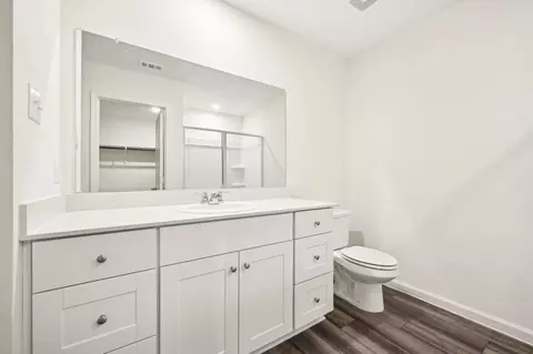 Bath - 9380 Boulder Blvd, Conroe, TX 77303 photo 1 of 4