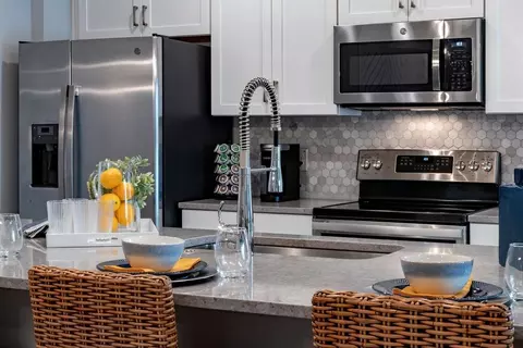 Kitchen - 2597 Cavanaugh Dr, Orlando, FL 32817 photo 1 of 3