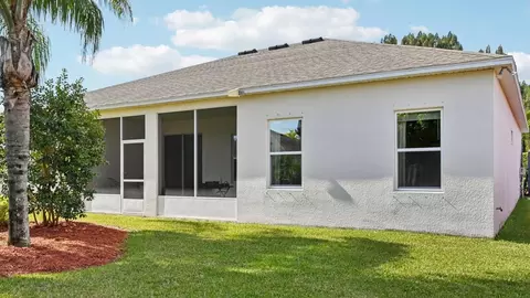 Exterior - 14055 Spring Hill Dr, Spring Hill, FL 34609 photo 9 of 11