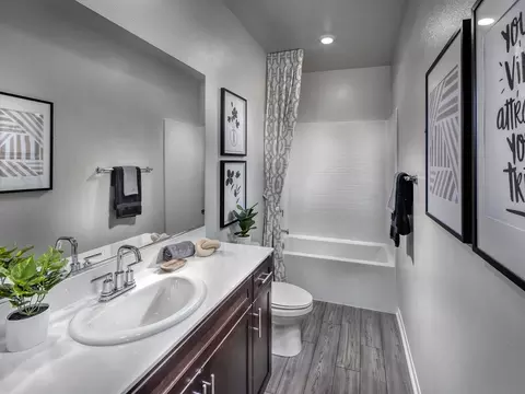 2014 Bergamot St, Redlands, CA 92374