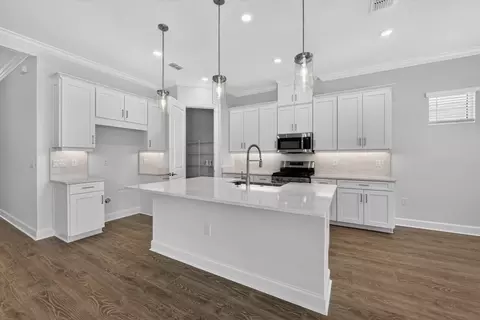 Kitchen - 10573 Eclipse St, Sarasota, FL 34241 photo 1 of 12