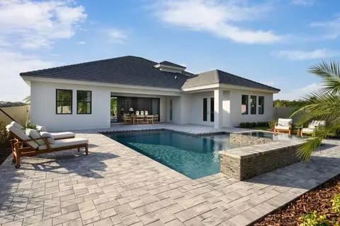 Exterior - 3022 Eagles Flight Pl, Brandon, FL 33511 photo 11 of 15