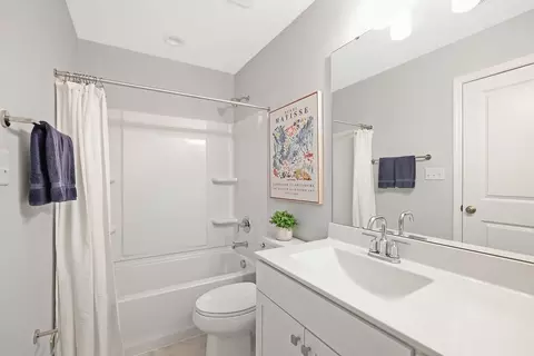 Bath - 1308 Hillside Ct, Rolla, MO 65401 photo 1 of 7