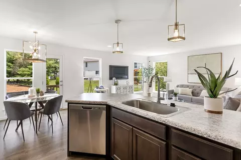 Kitchen - 1308 Hillside Ct, Rolla, MO 65401 photo 3 of 5
