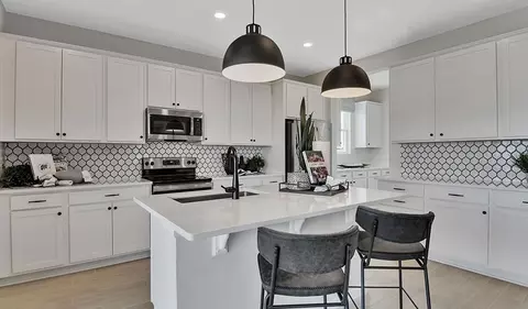 Kitchen - 520 Redleaf Rd, Dixon, CA 95620 photo 1 of 4