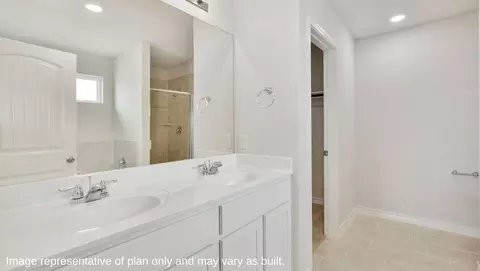 Bath - 5318 La Rambla, Converse, TX 78109 photo 1 of 4