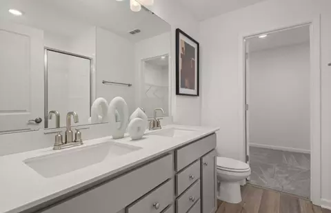 Bath - 3115 Carpenter Rd, Durham, NC 27704 photo 3 of 5