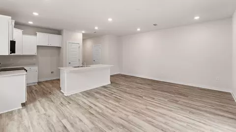 Living - 90 Stern St, Freeport, FL 32439 photo 1 of 3