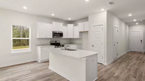 Entry Way - 90 Stern St, Freeport, FL 32439 photo 3 of 7