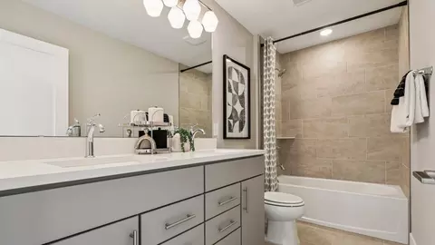 Bath - 1690 Puffin Rd, Saint Cloud, FL 34771 photo 2 of 7